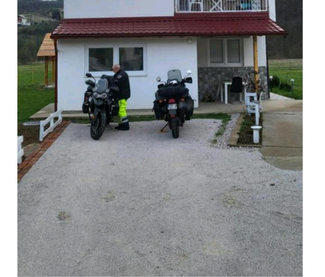 Apartman Visoko-Oaza Mira エクステリア 写真