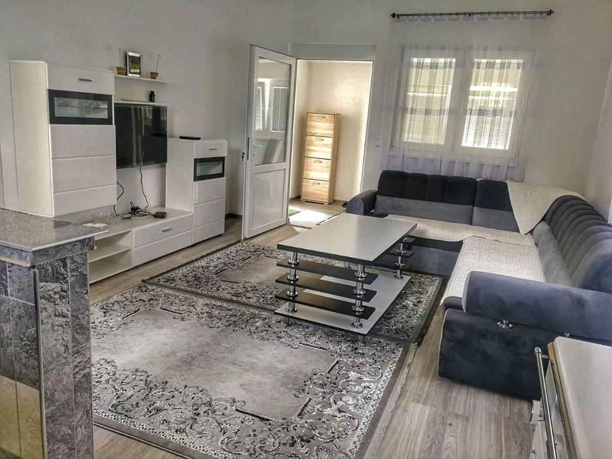 Apartman Visoko-Oaza Mira エクステリア 写真
